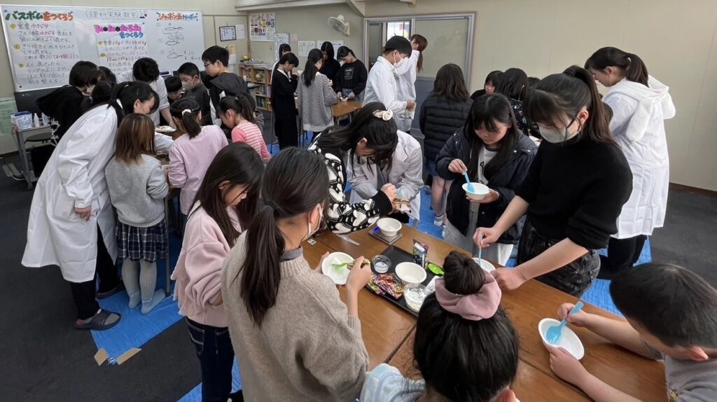 大人気イベント理科実験教室をおこないました