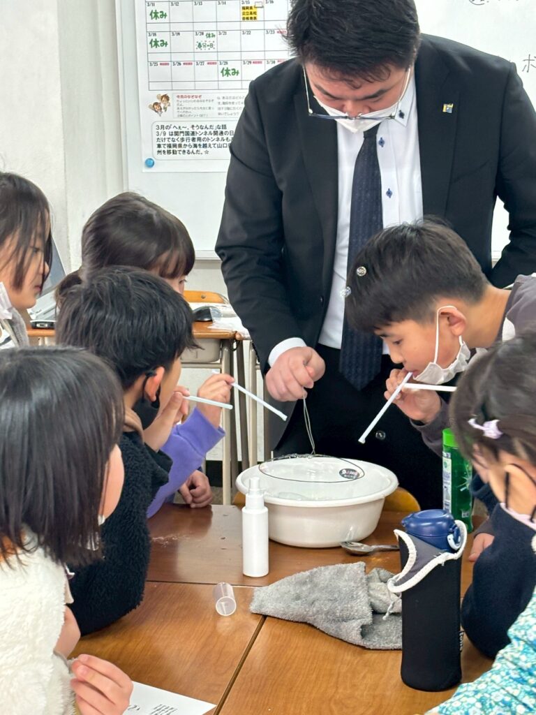 小学生対象理科実験教室開催！