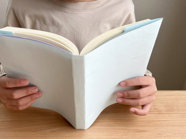 音読はなぜ最強の勉強法なのか？成績が伸びる理由と正しいやり方を解説